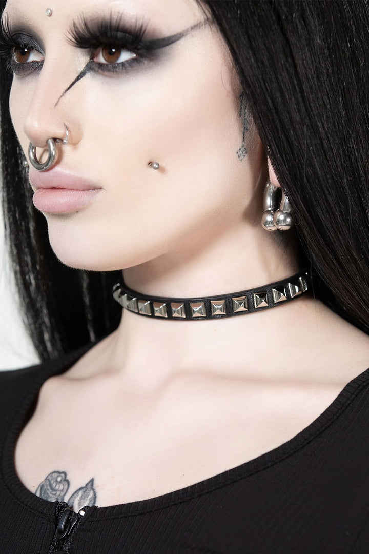 pyramid studded punk choker