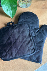 gothic floral potholder and oven mitt
