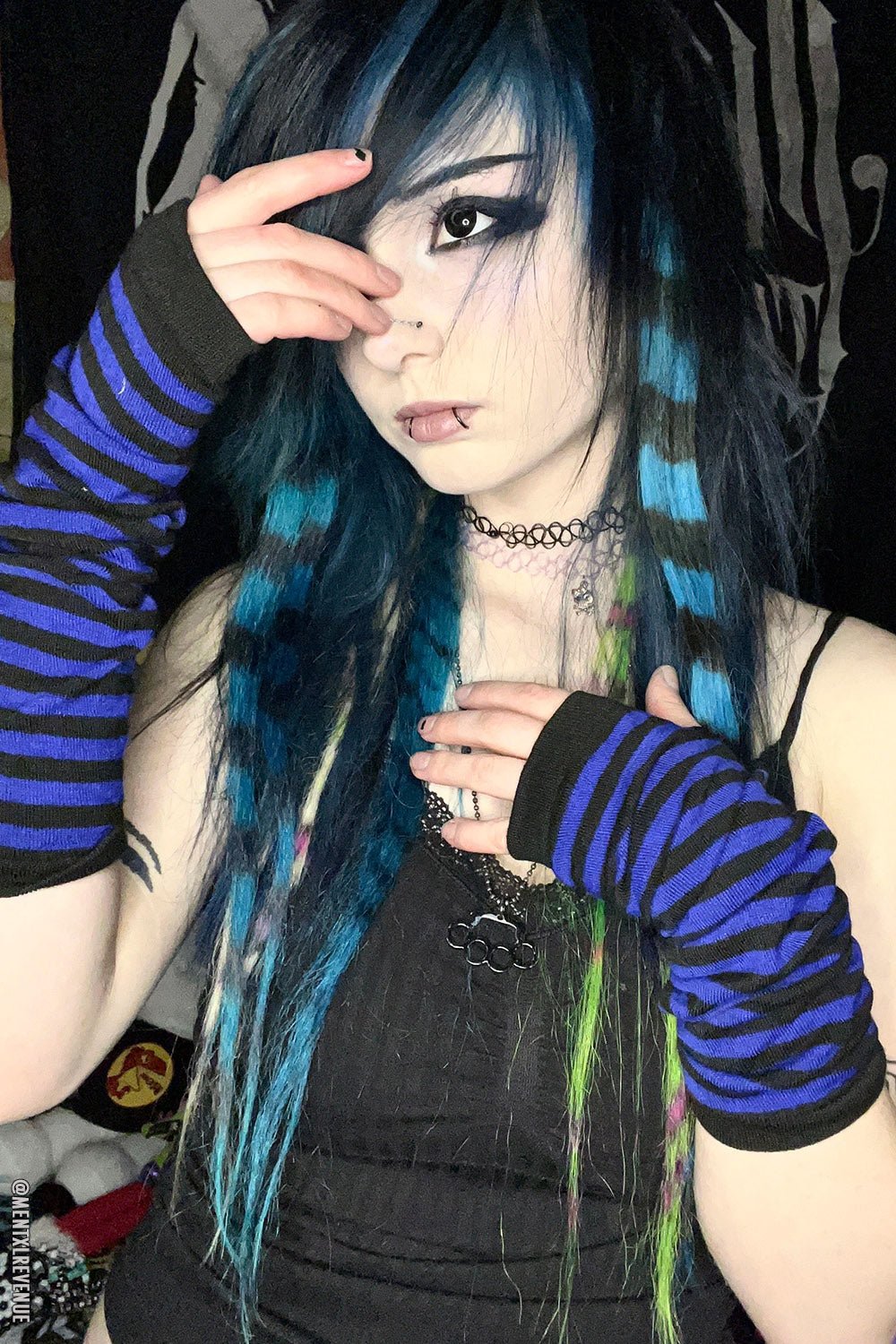 Emo Striped Arm Warmers [BLACK/BLUE] - gloves & armwarmers - VampireFreaks - VampireFreaks