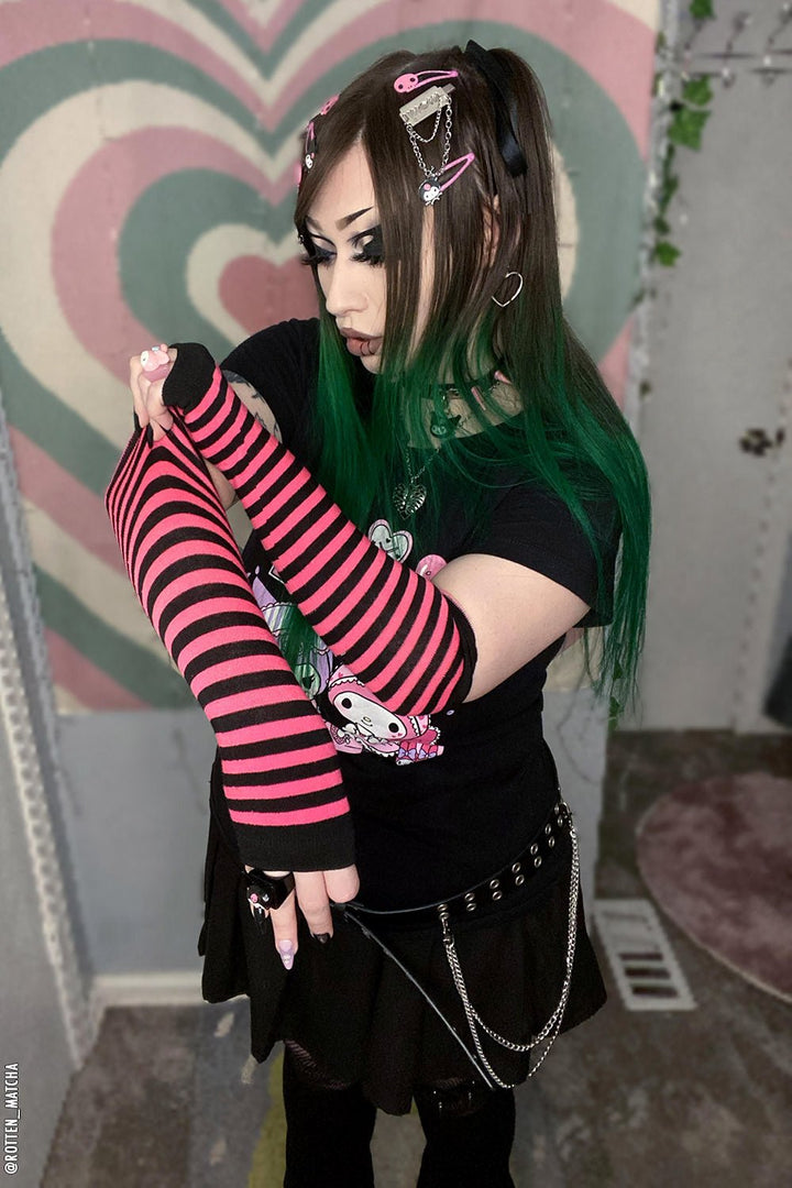 Emo Striped Arm Warmers [Black/Hot Pink] - gloves & armwarmers - VampireFreaks - VampireFreaks