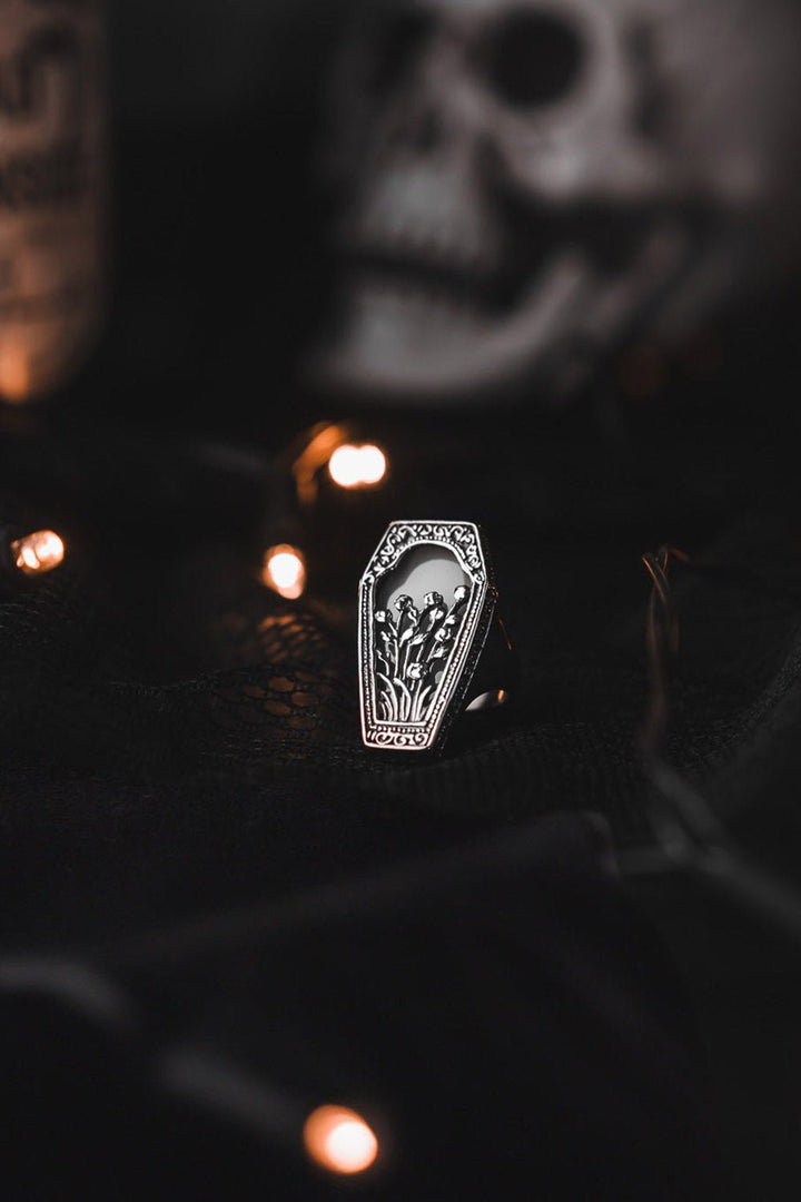 Eternal Bloom Ring - jewelry - VampireFreaks - Lively Ghosts