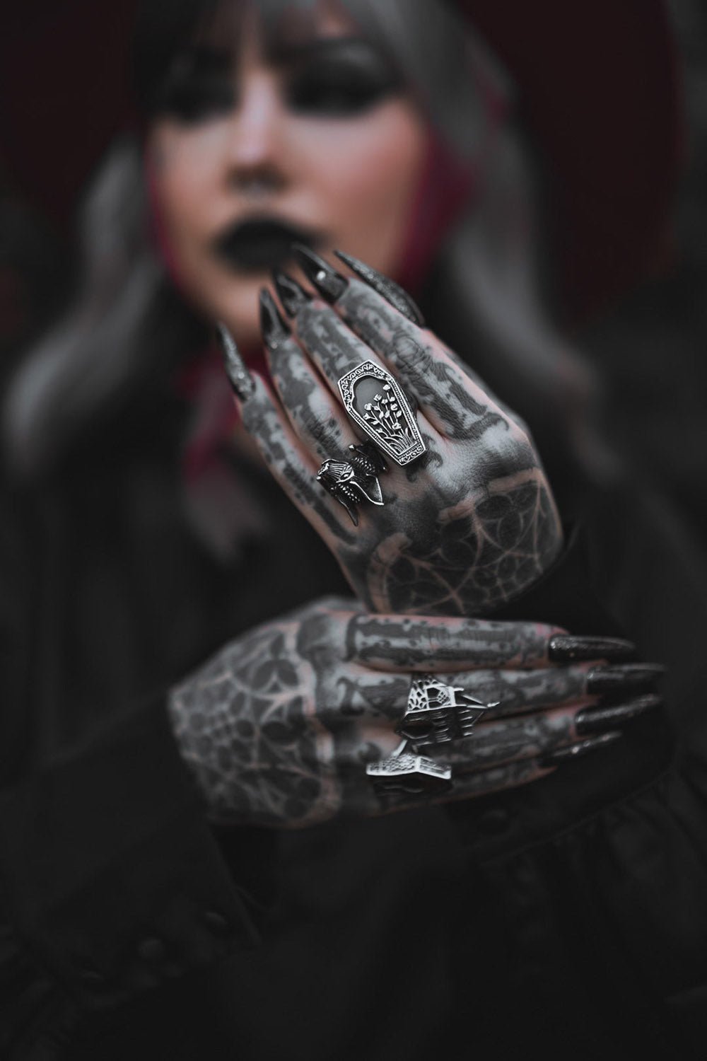 Eternal Bloom Ring - jewelry - VampireFreaks - Lively Ghosts