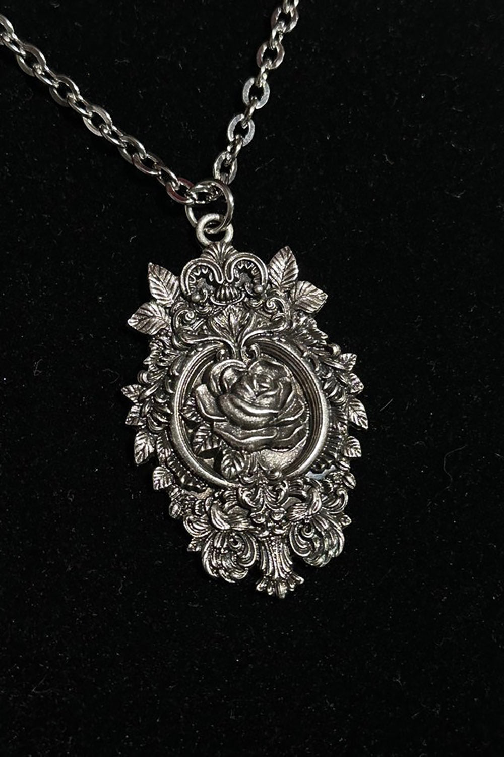 Eternal Rose Necklace - jewelry - VampireFreaks - Mother of Hades