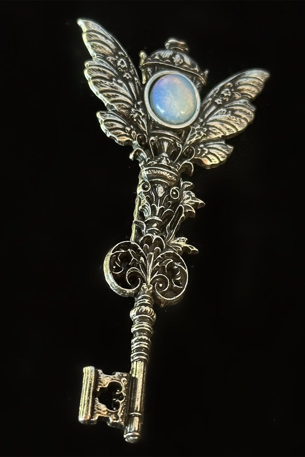 ornate romantic goth dark fantasy key hair clip