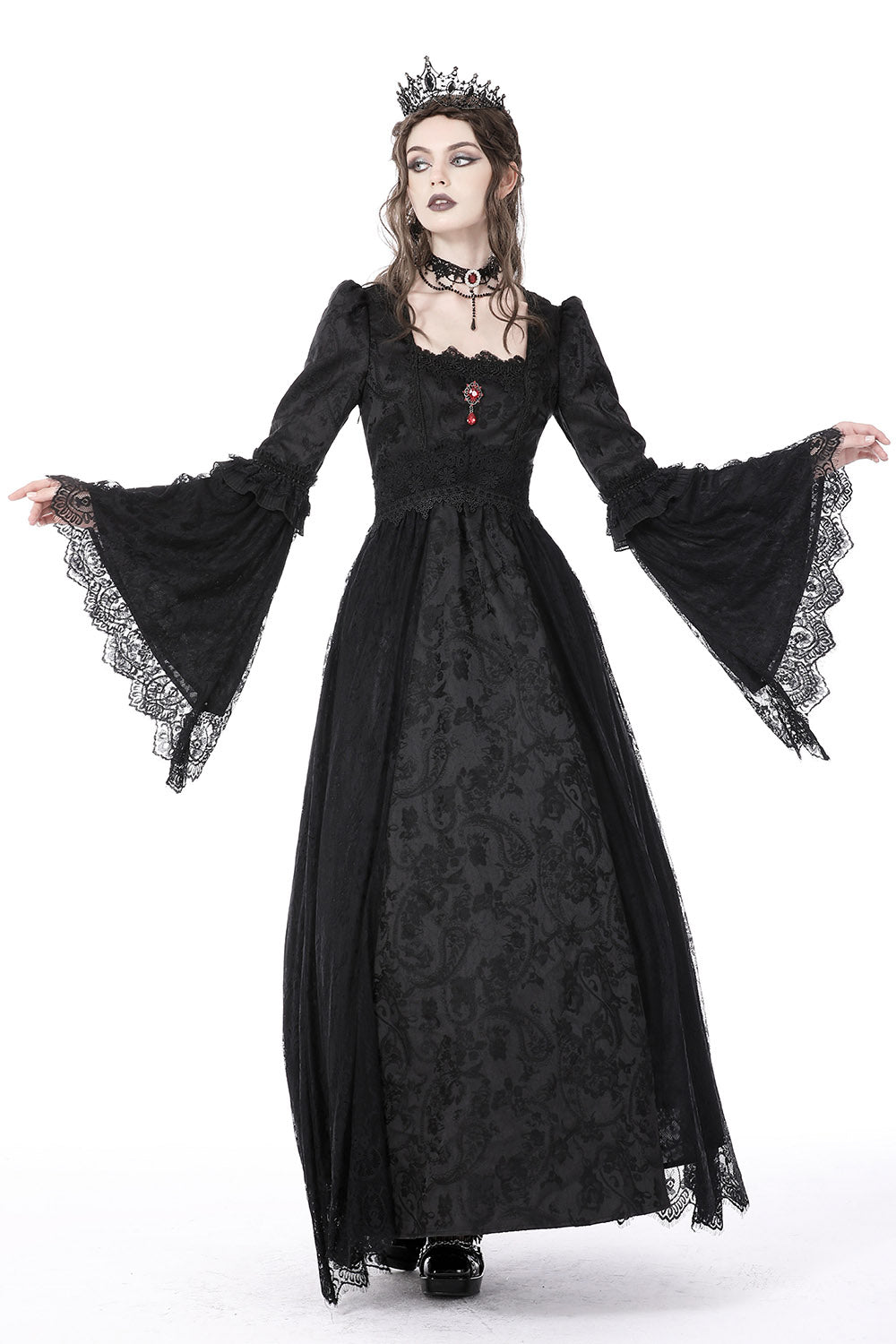 womens long Elizabethan dress