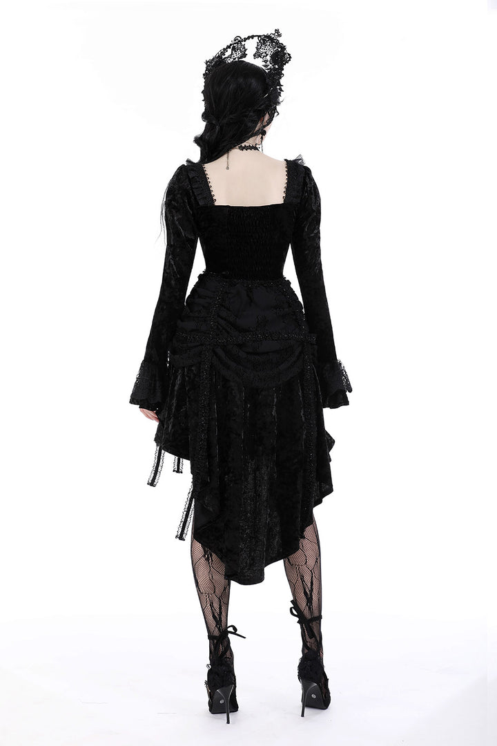 puffed shoulder dress with back train tail 