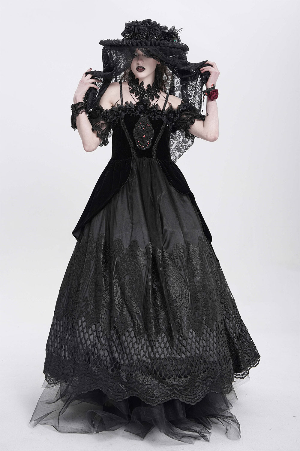 veiled funeral hat