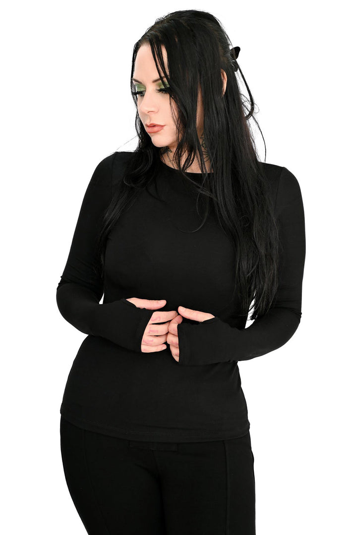 womens long stretchy goth top with thumbholes