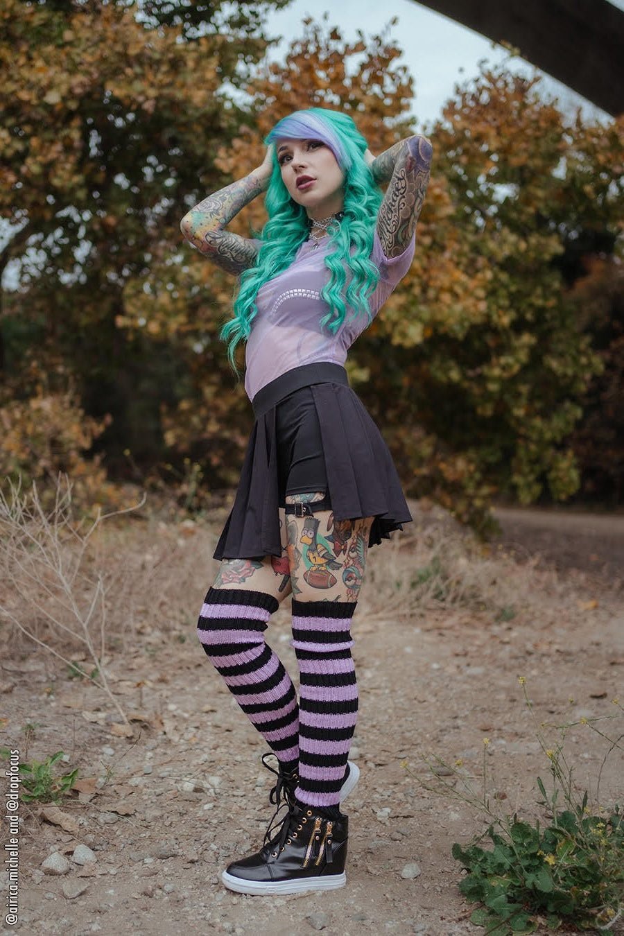 Funeral Flowers Striped Leg Warmers [BLACK/LILAC] - socks & stockings - VampireFreaks - VampireFreaks