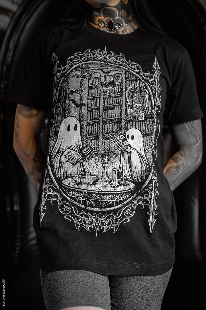 cute ghost shirt made of black cotton 
