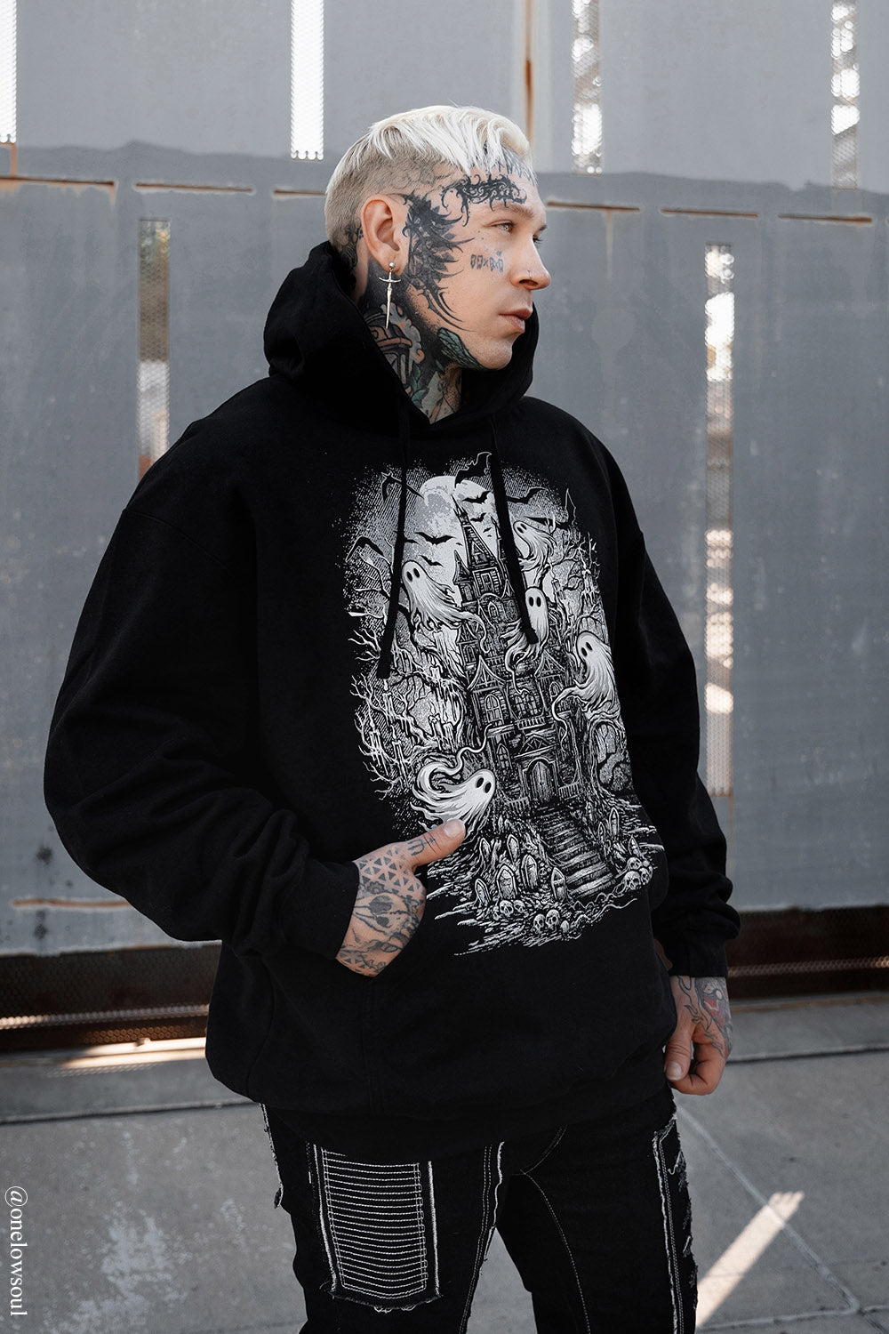 black cotton comfy goth casual clothing 