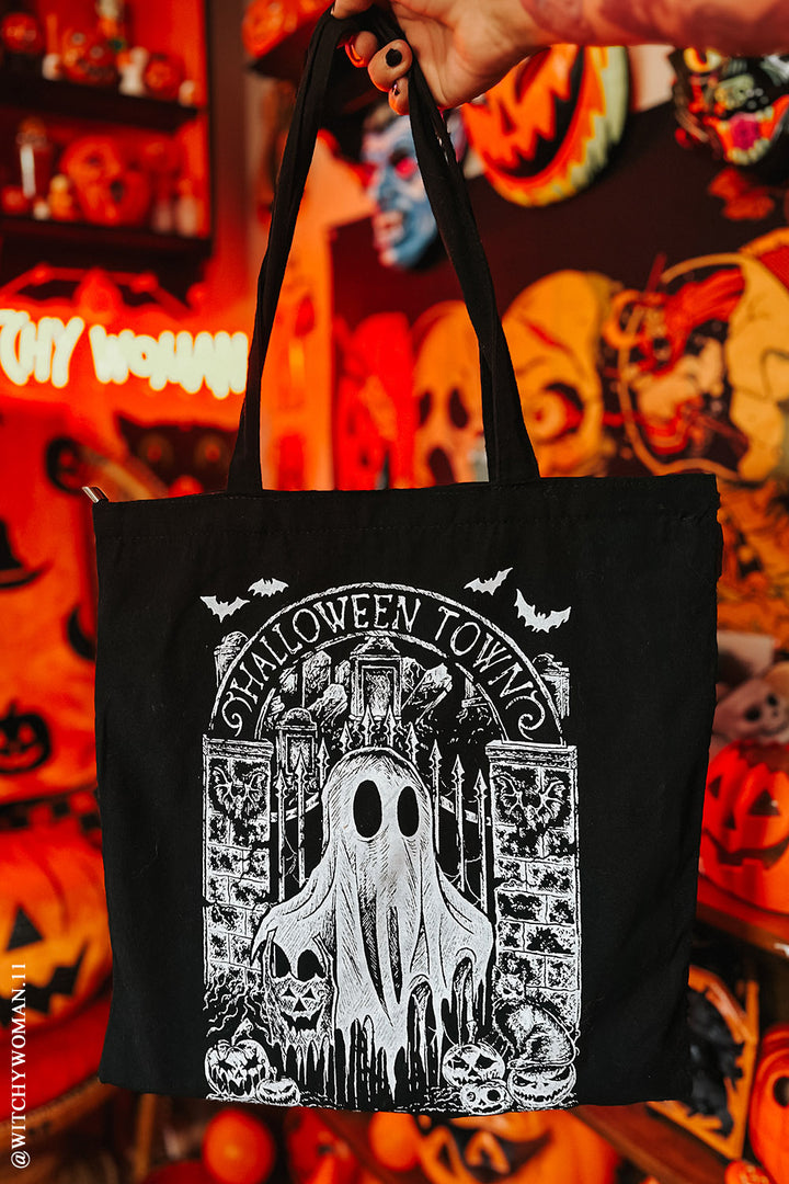 halloween ghost cemetery graveyard tote bag 