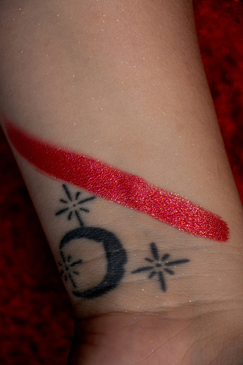 rich dark vampire chromatic deep red eye shadow by curst kosmetics