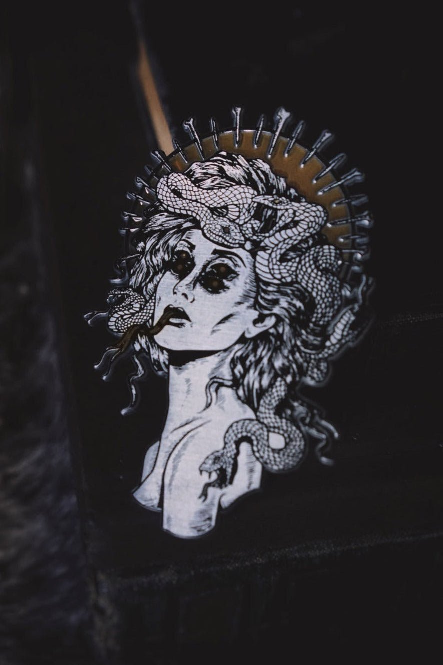 Glowing Medusa Pin - pins & patches - VampireFreaks - Lively Ghosts