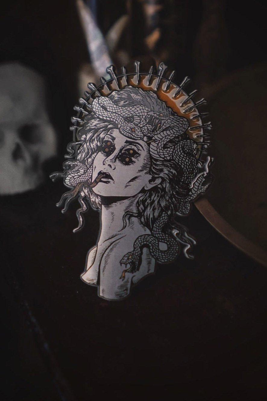 Glowing Medusa Pin - pins & patches - VampireFreaks - Lively Ghosts