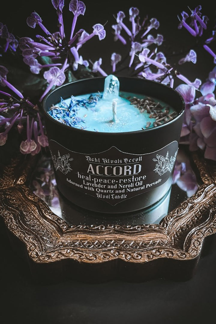 witch soy candle