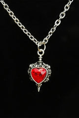 queen of hearts necklace