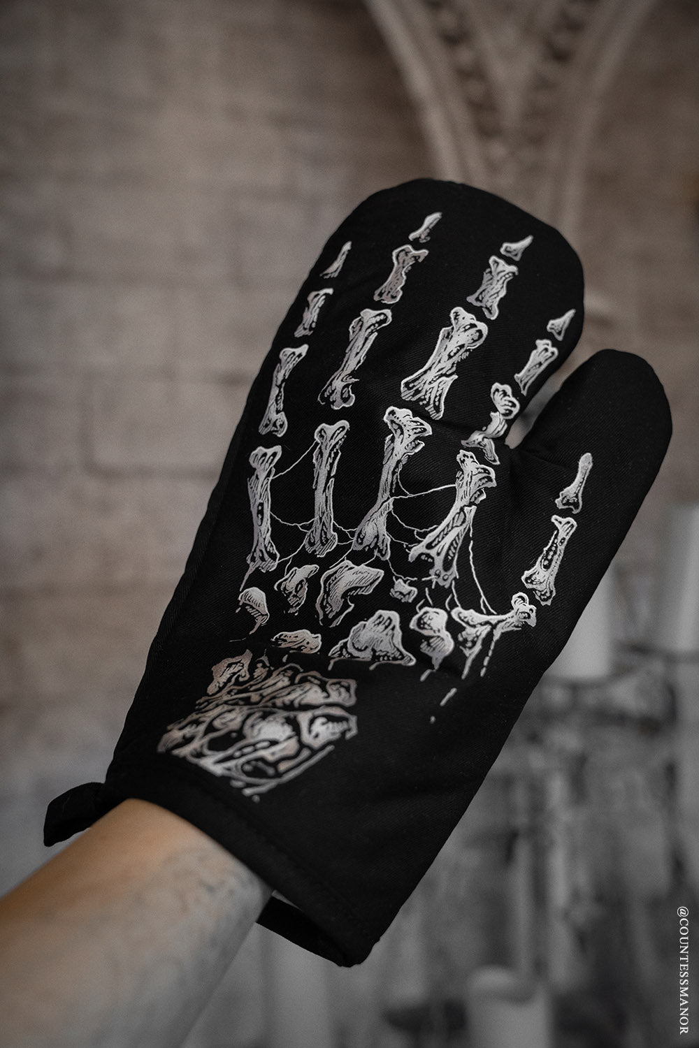 halloween skeleton hand oven mitt