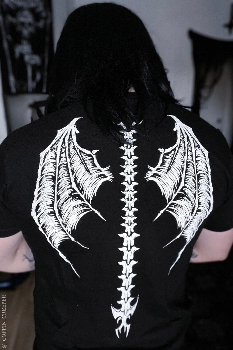 mens dragon spine back graphic shirt