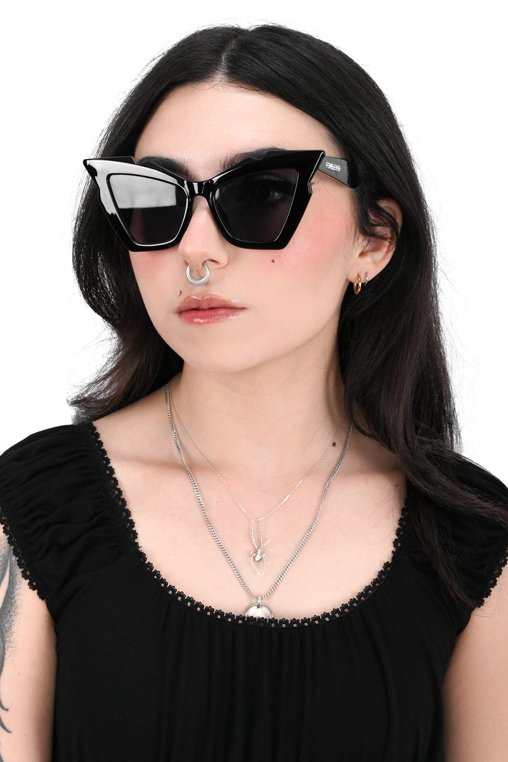 black oversized rockabilly cateye sunglasses