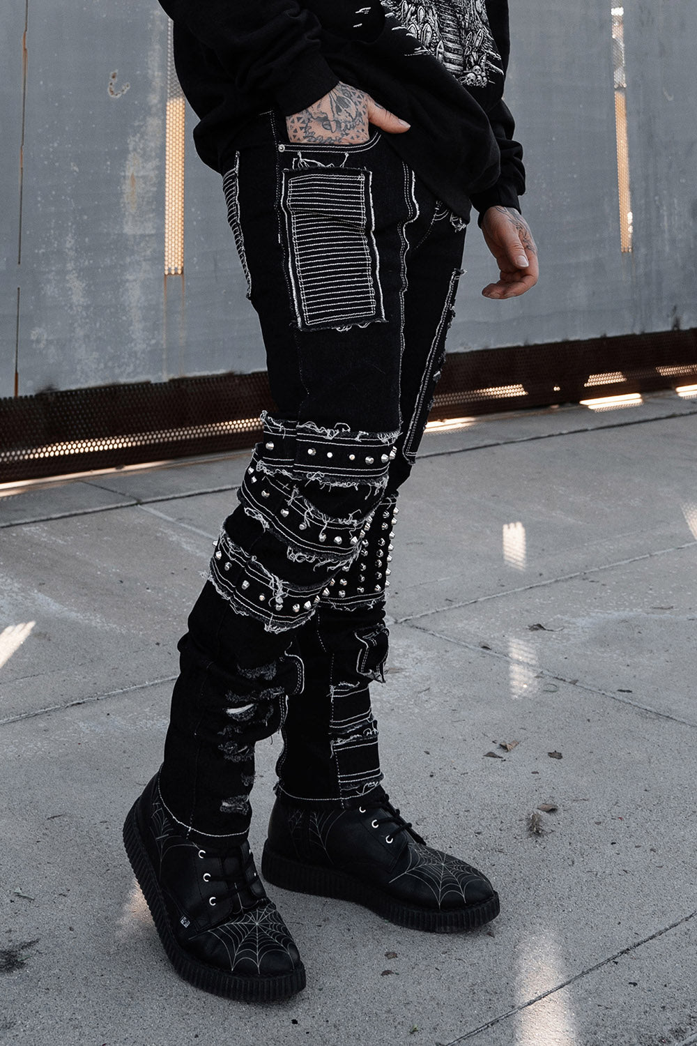 mens shredded punk studded straight-leg  dark denim jeans