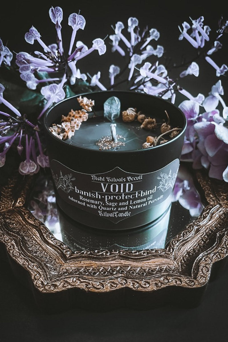 witchy candle made of black soy wax