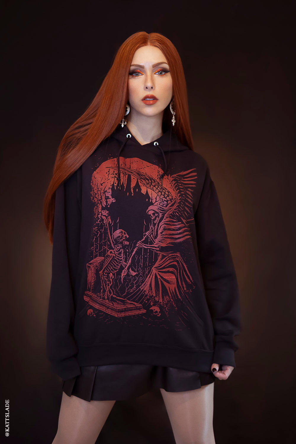 Grave Robber Hoodie [BLOOD RED]