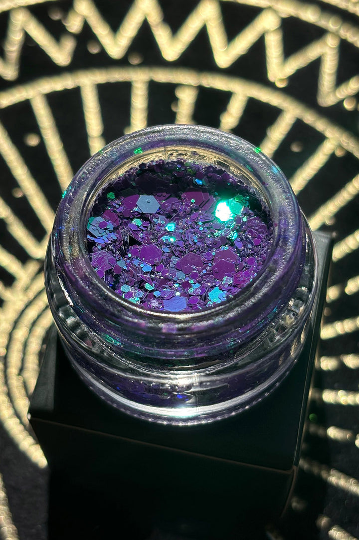 gothic purple eyeglitter