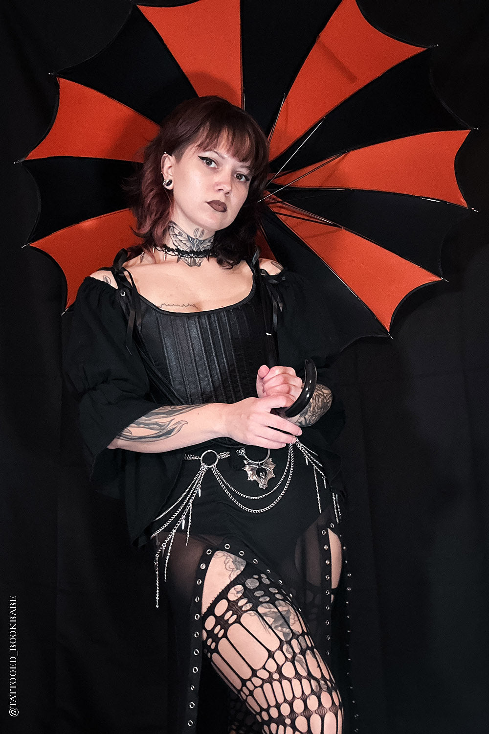 Halloween Batwing Pagoda Umbrella [BLACK/ORANGE STRIPED]