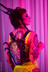 Bolso Ita con forma de ataúd de araña