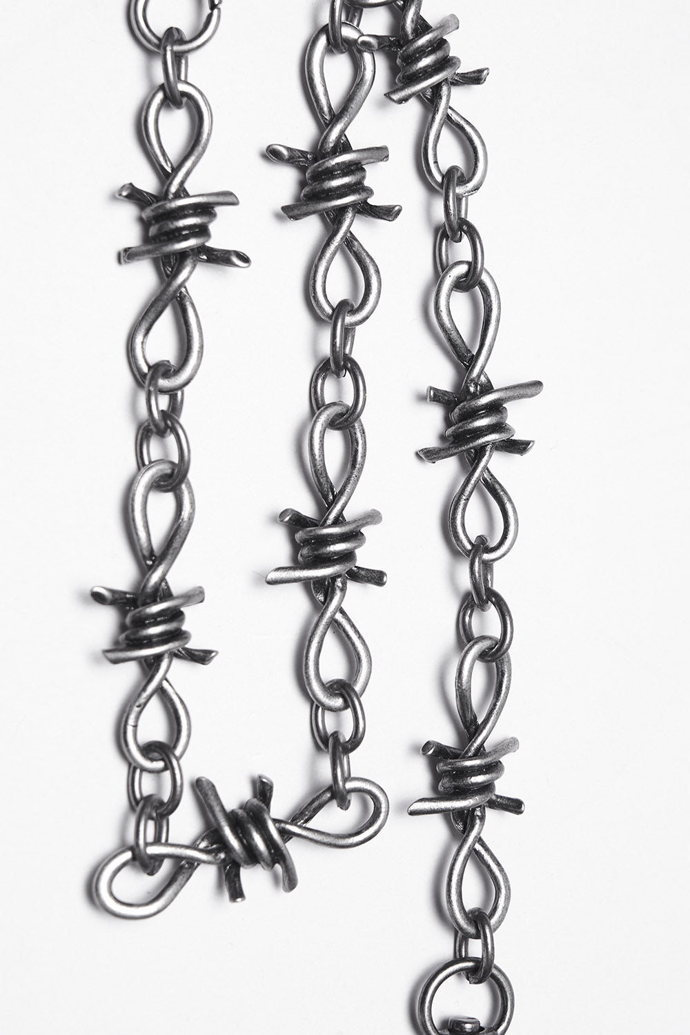 clip-on iron barbed wire pant chain by punk rave