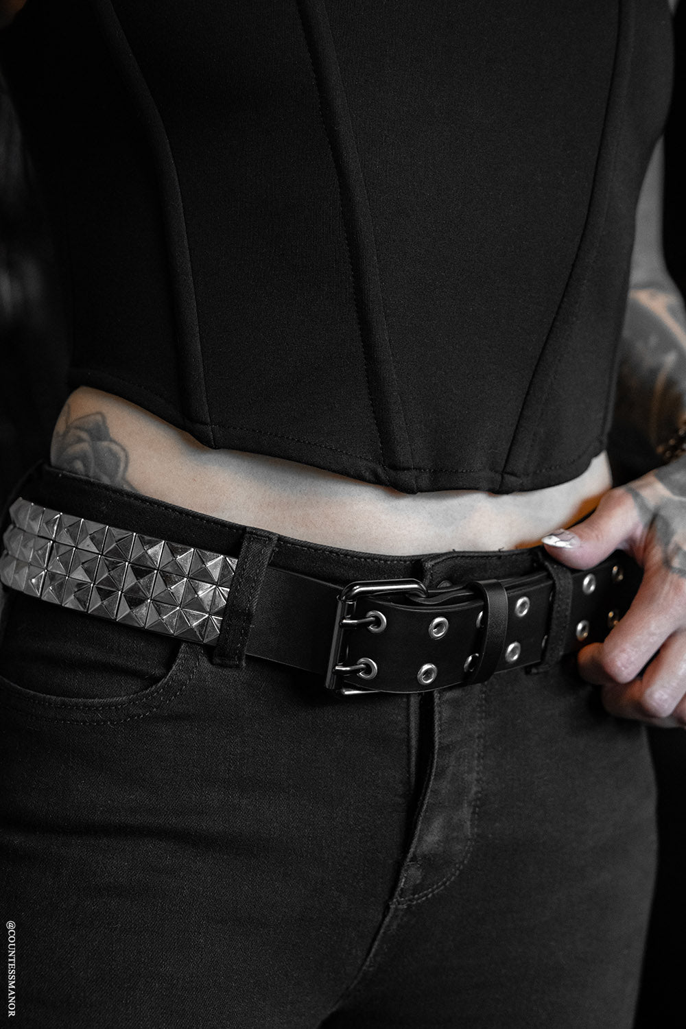 punk black pyramid studded three tow belt