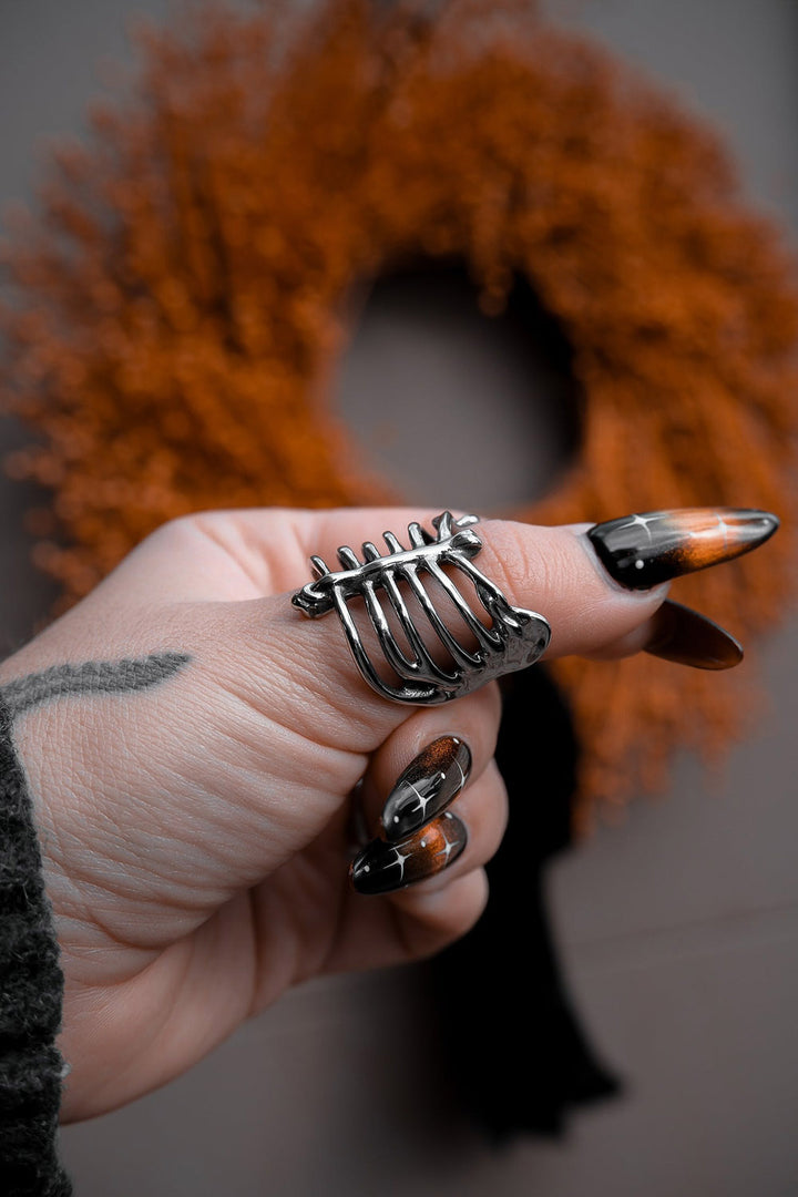 ribcage shaped ring