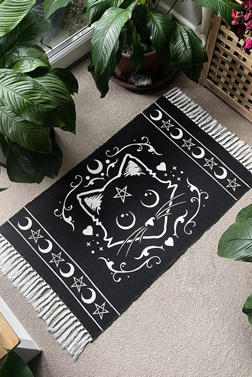Dramatic Vampire Rug Purrfect Rug – VampireFreaks