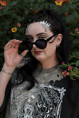 round black sunglasses
