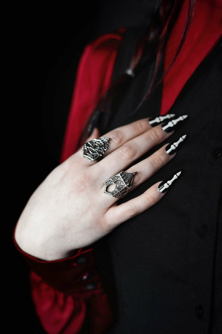 Gothique Ring - jewelry - VampireFreaks - Lively Ghosts