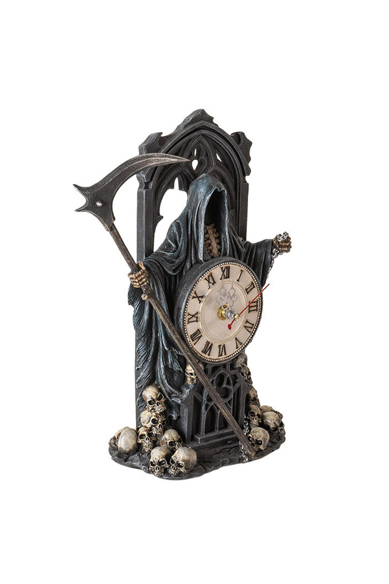 gothic skull clock