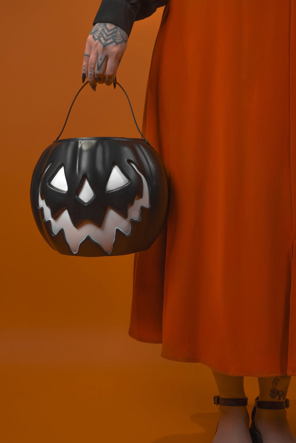 Haunted Hallows Pumpkin Pail [BLACK] - bags & wallets - VampireFreaks - Lively Ghosts