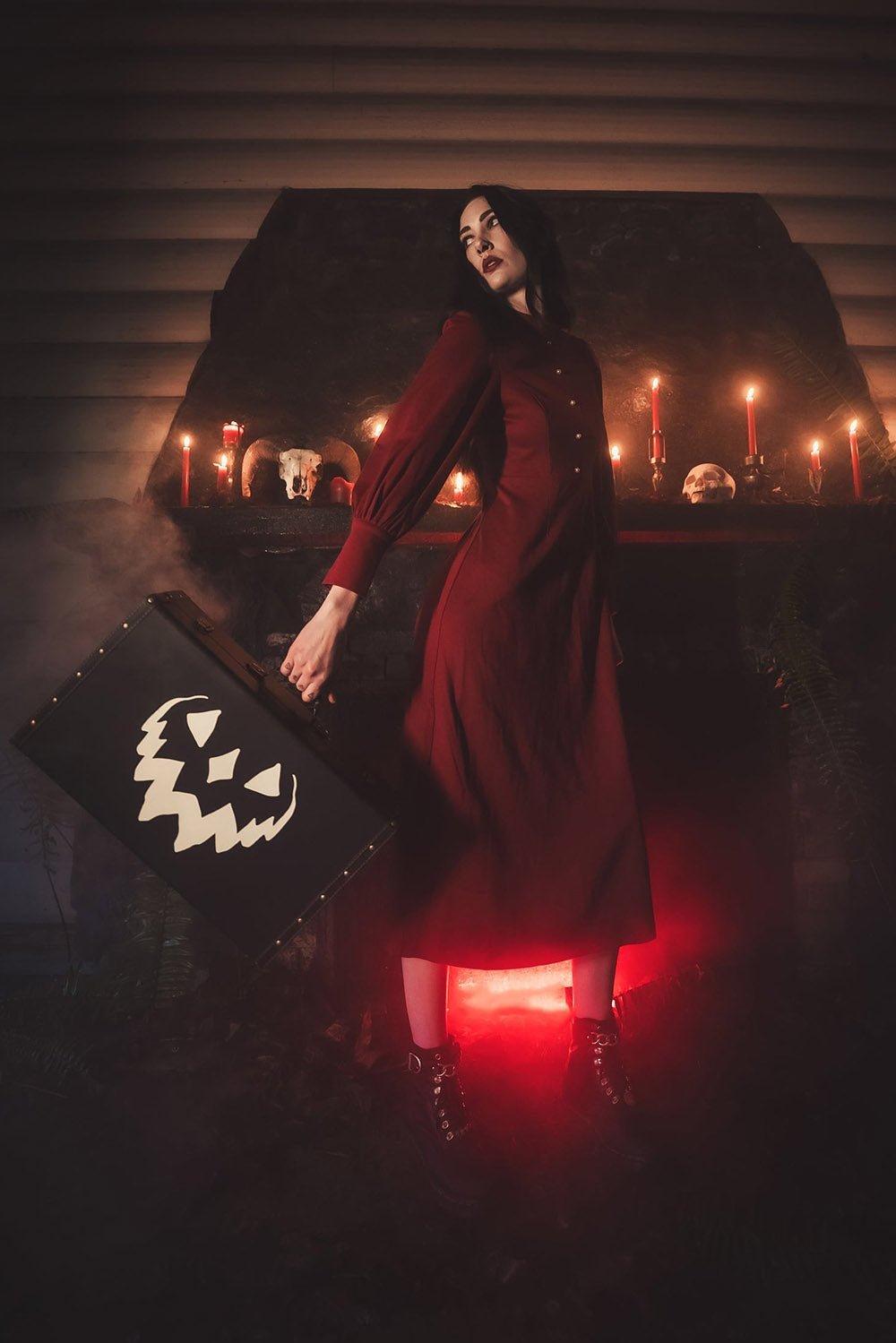 Haunted Hallows Trunk [BLACK/SPIDERWEBS] - bags & wallets - VampireFreaks - Lively Ghosts