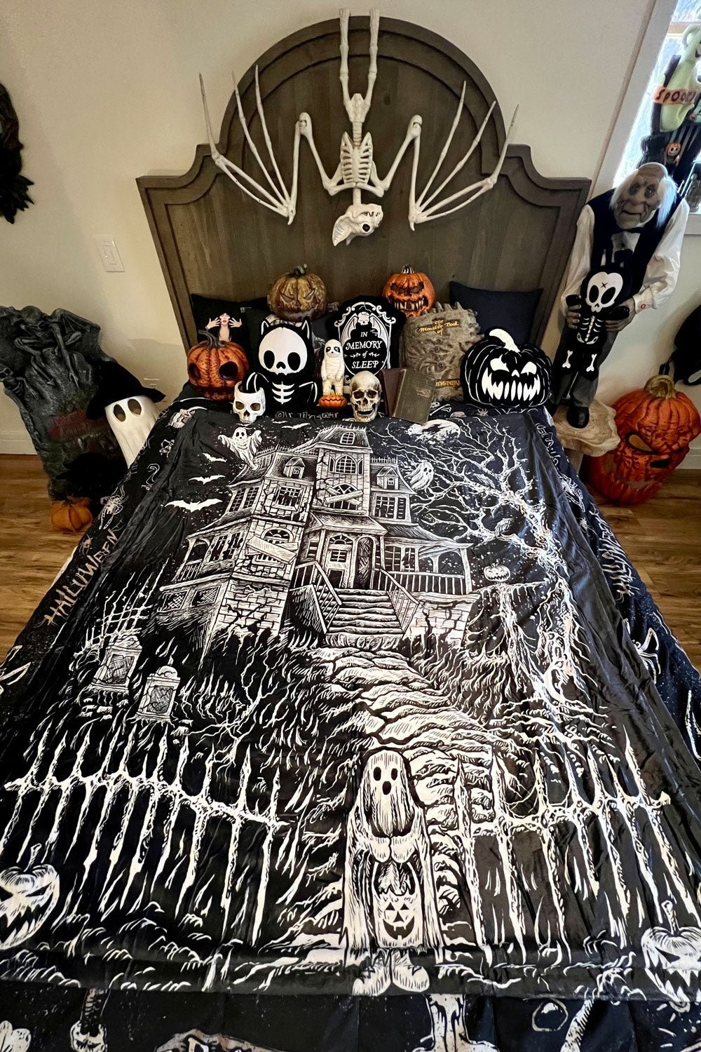 Haunted Mansion Throw Blanket - housewares - VampireFreaks - VampireFreaks