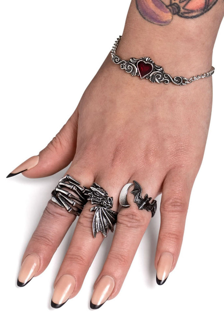 dark heart queen of hearts jewelry 