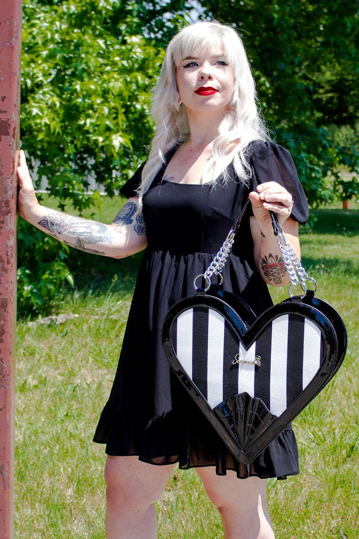 Heartbreaker Purse [Black & White] - bags & wallets - VampireFreaks - Sourpuss