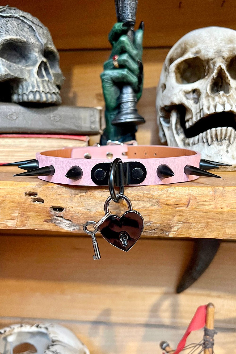 Hell Kitty Choker [HEART PADLOCK] - chokers - VampireFreaks - VampireFreaks