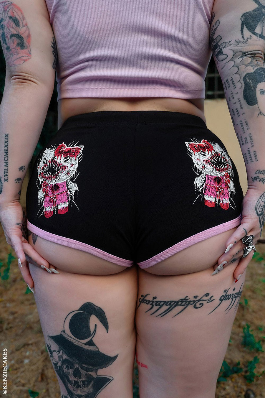 Hell Kitty Short Shorts [VampireFreaks X Too Fast]