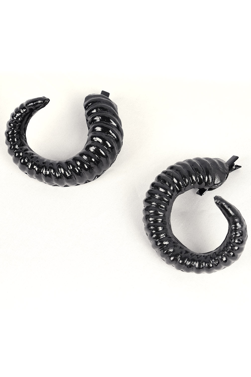 twisted horns hair clips