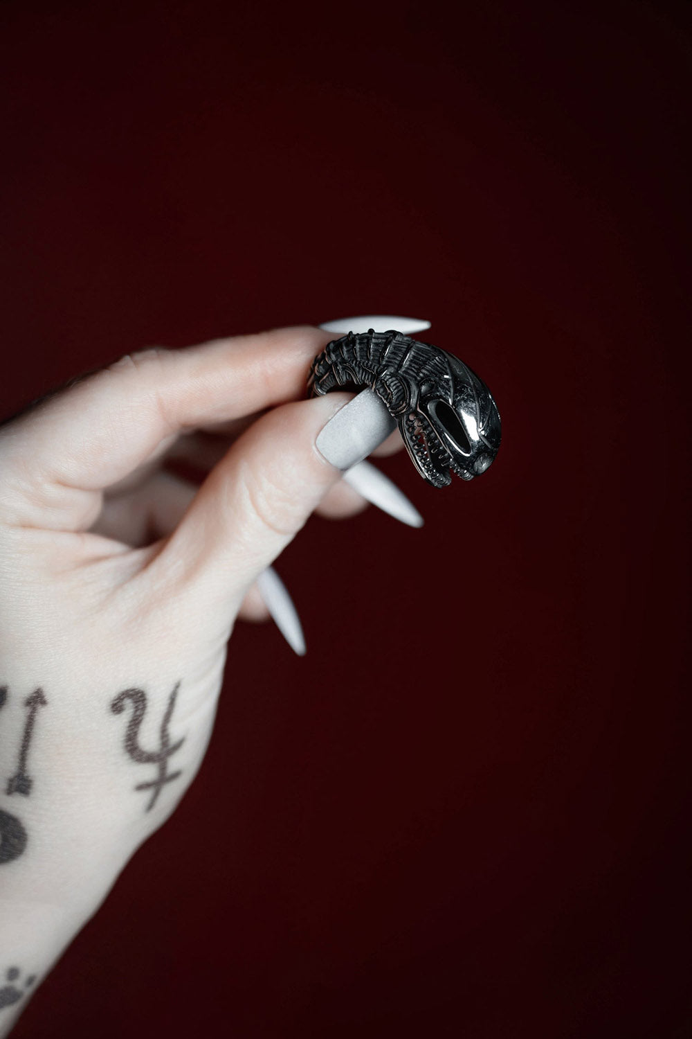 mens gothic alien ring