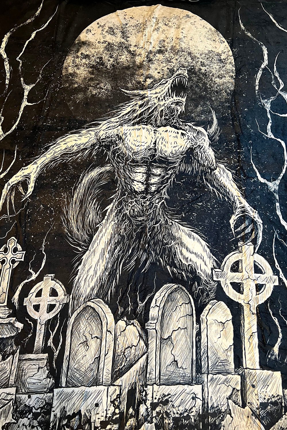 Howl at the Moon Werewolf Throw Blanket – VampireFreaks