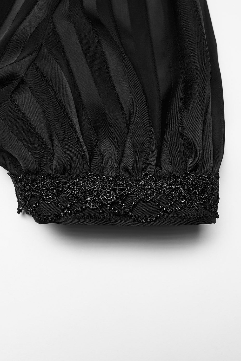 striped satin puff sleeve lace shirt
