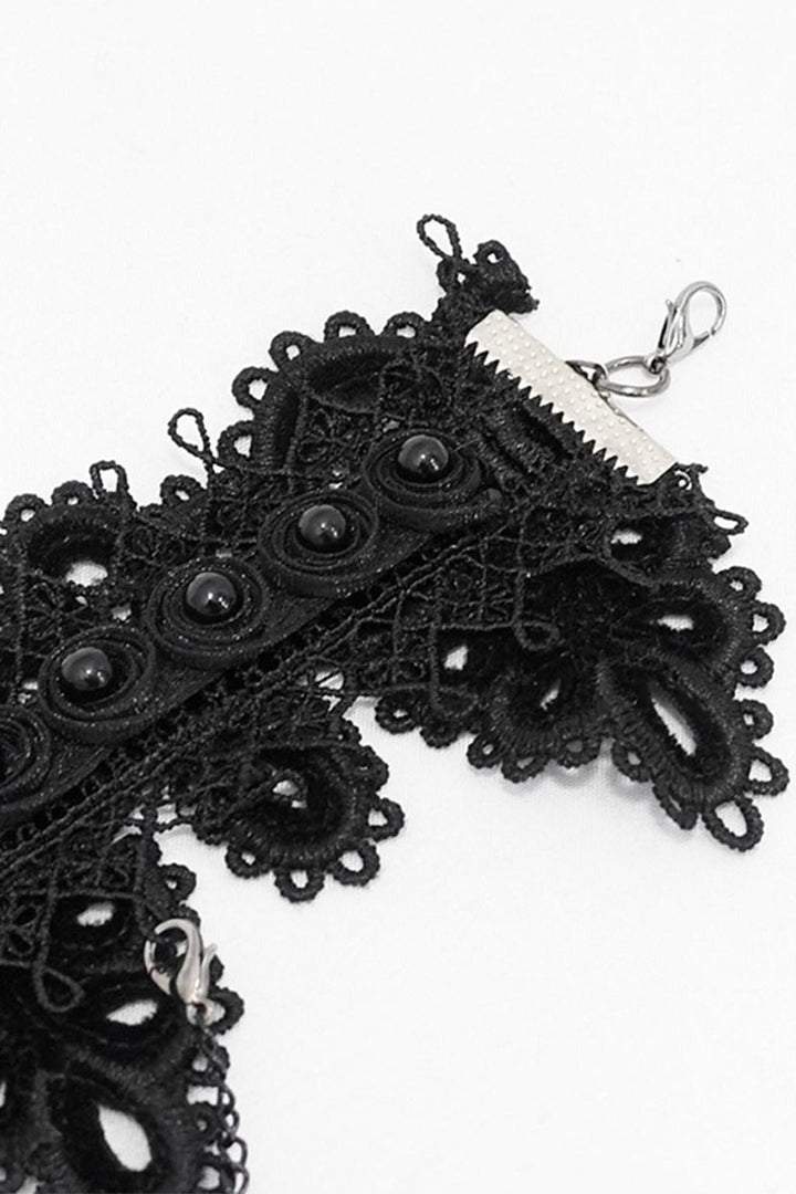 beautiful victorian goth necklace