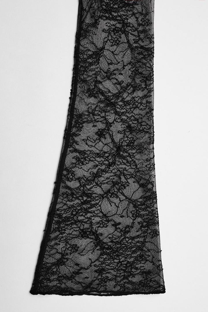 lace flared sleeve
